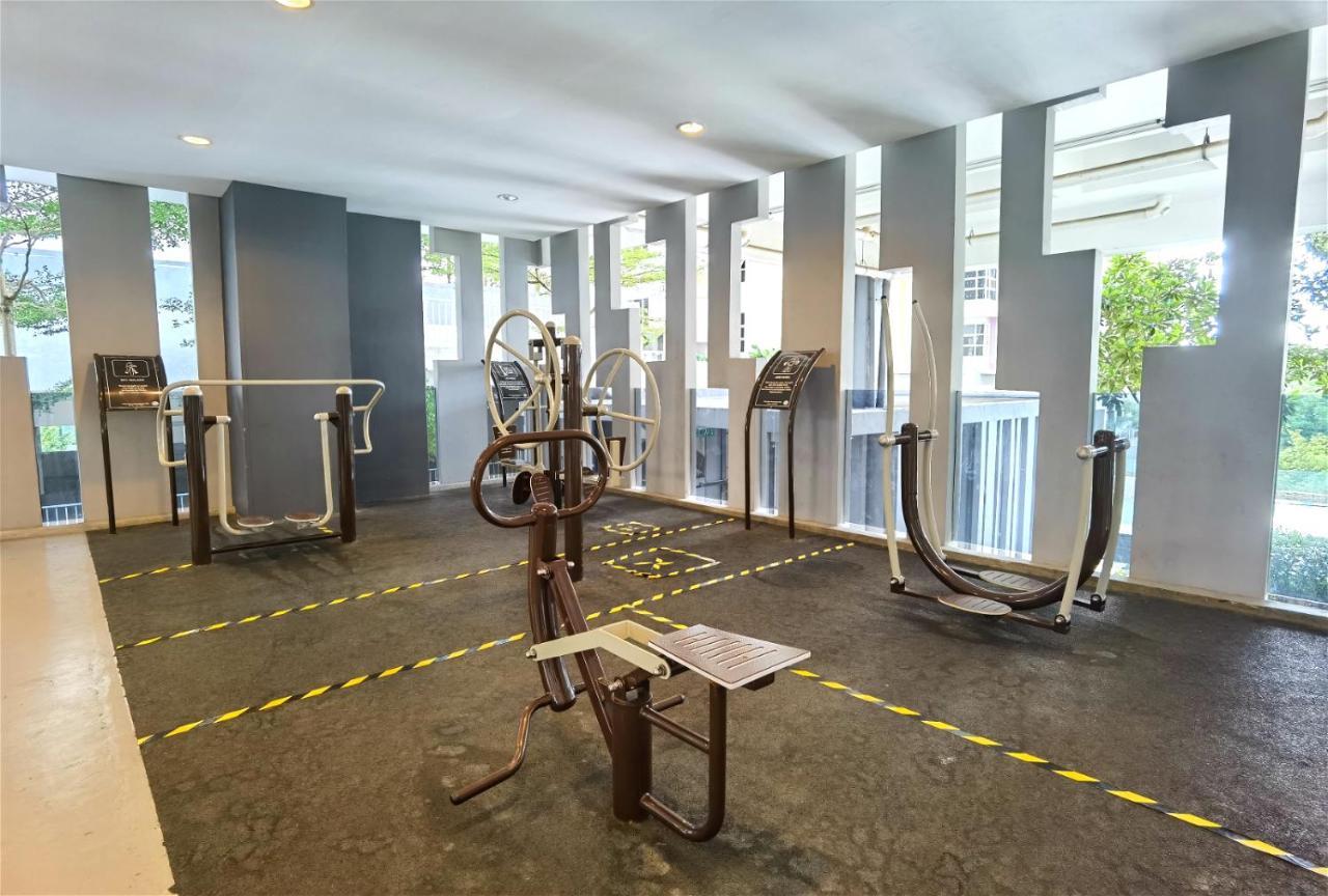 2 Bedroom Apartment - Mycribkl Neocyber Cyberjaya Luaran gambar
