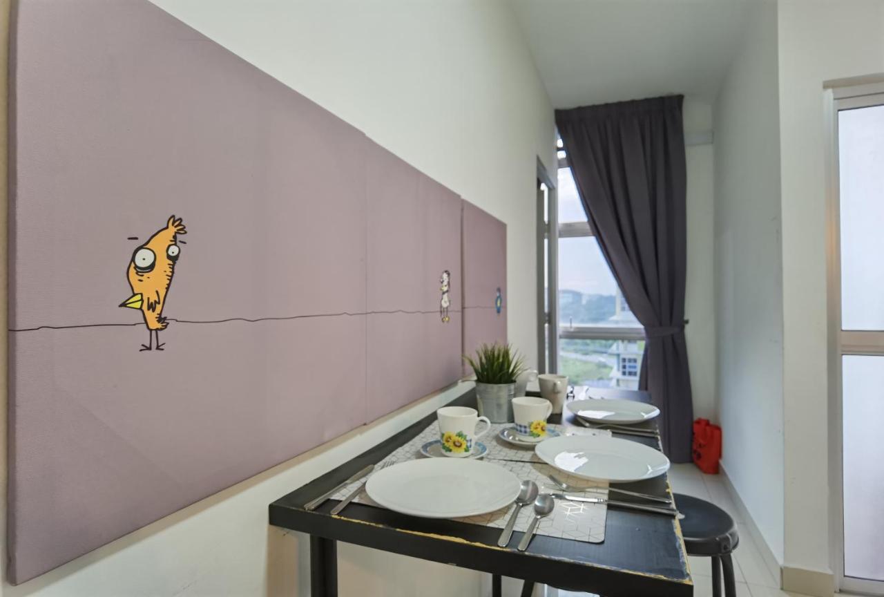 2 Bedroom Apartment - Mycribkl Neocyber Cyberjaya Luaran gambar