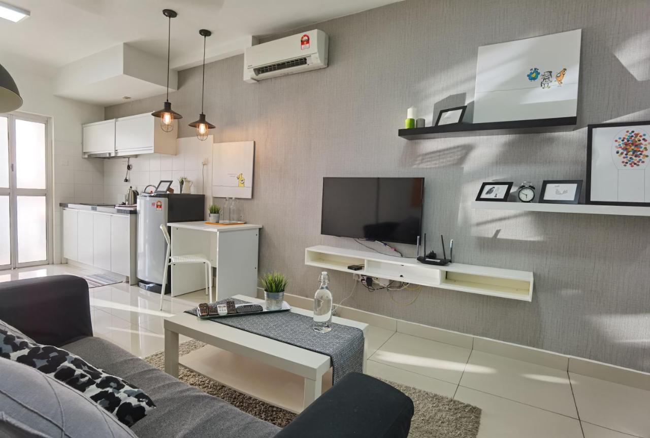 2 Bedroom Apartment - Mycribkl Neocyber Cyberjaya Luaran gambar