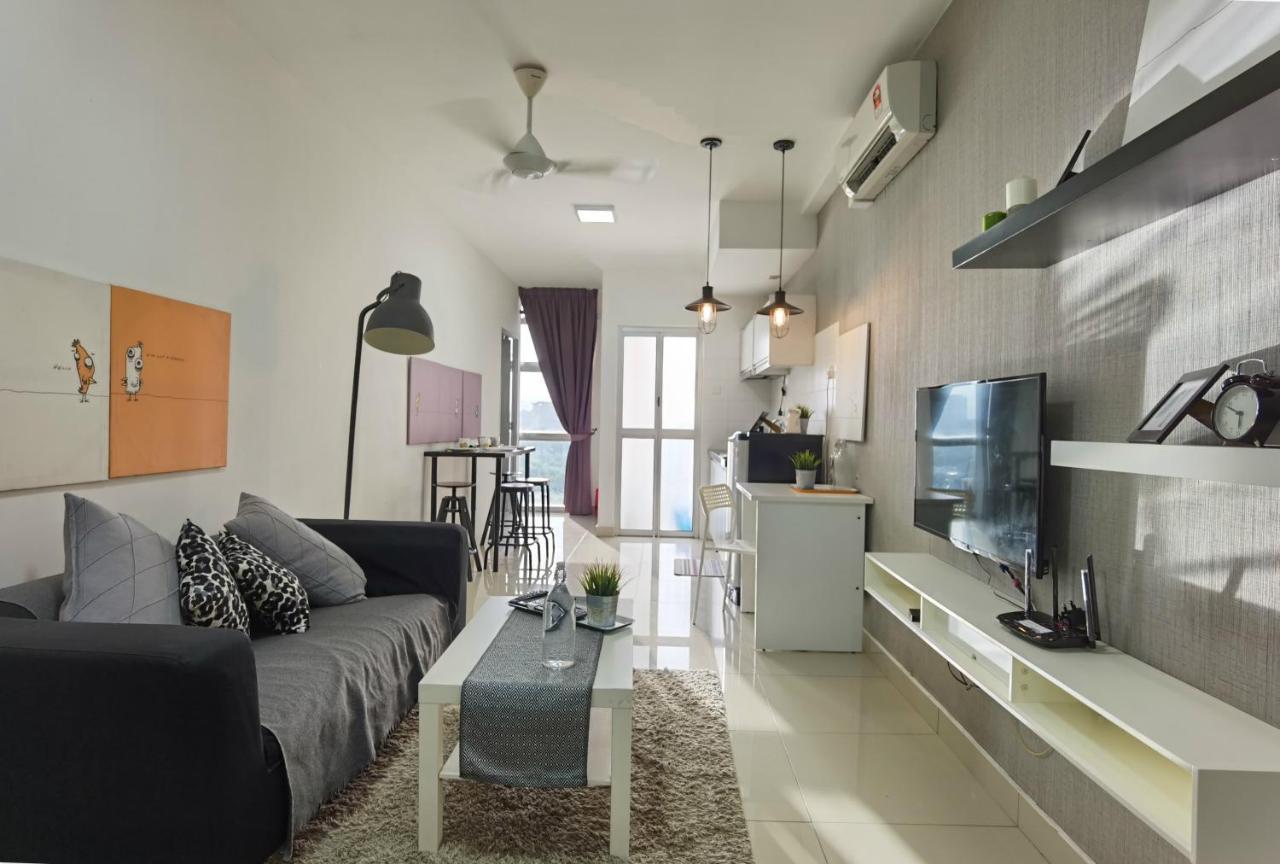 2 Bedroom Apartment - Mycribkl Neocyber Cyberjaya Luaran gambar