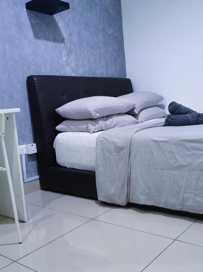 2 Bedroom Apartment - Mycribkl Neocyber Cyberjaya Luaran gambar